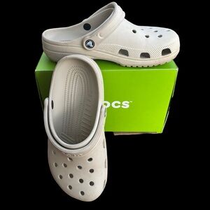 CROCS Unisex Classic Clog - Bone Color